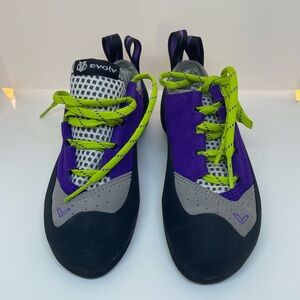 Evolv Women's Purple and Gray Climbing Shoes with Lime Laces